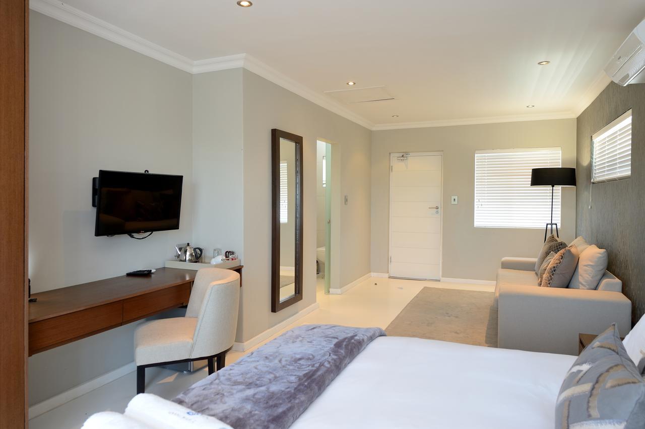 แกรนด์ บลู D Hotel เคปทาวน์ ภายนอก รูปภาพ